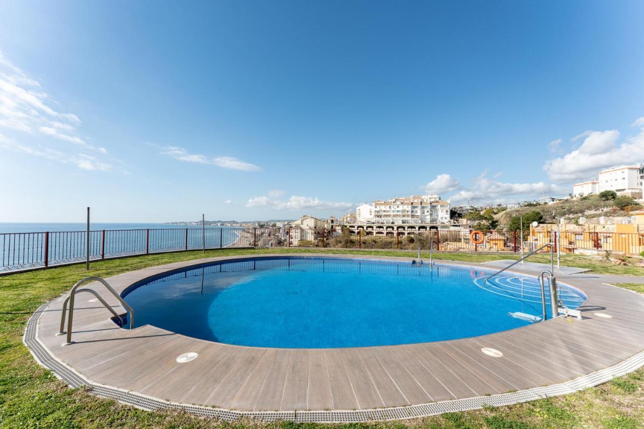 Beachside Retreat With Private Terrace Benalmádena Eksteriør billede